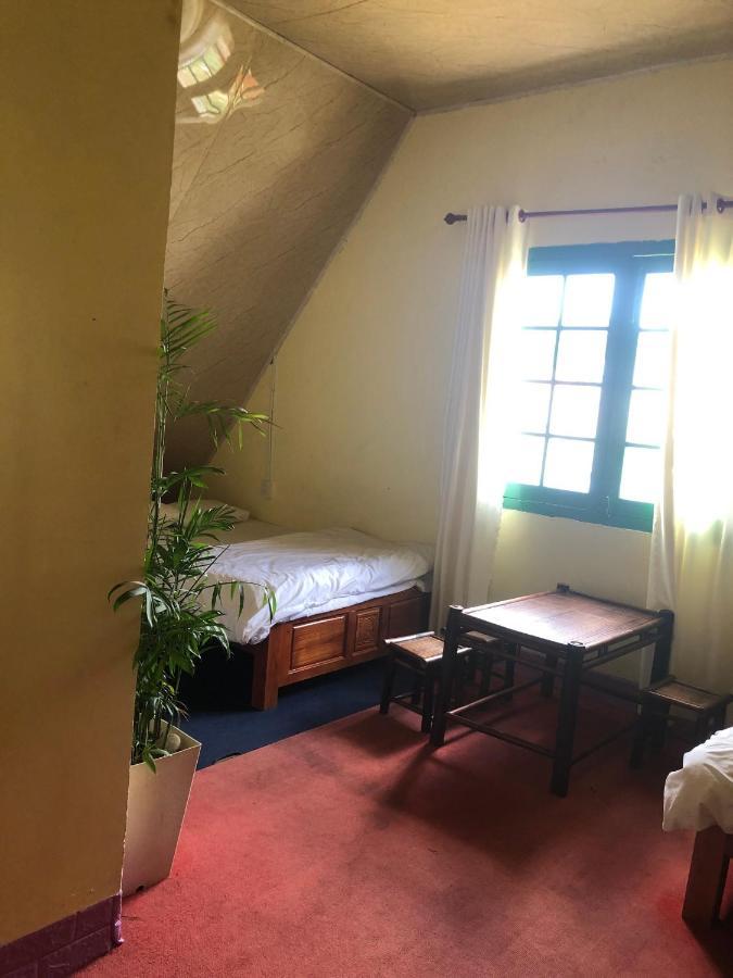 Homestay Khu Vuon Hoang Gia Далат Экстерьер фото